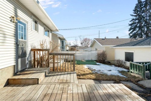 19 Carmangay Crescent Nw, Calgary, AB - Outdoor With Deck Patio Veranda With Exterior