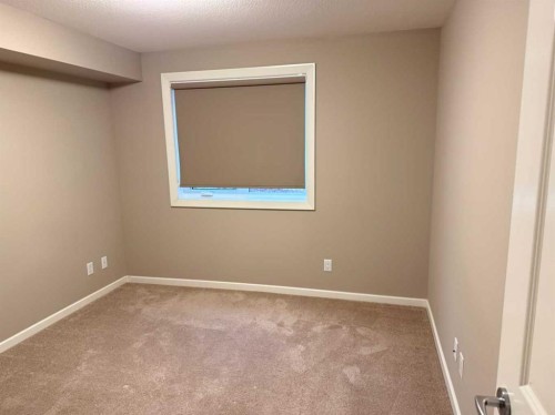 3104-402 Kincora Glen Road Nw, Calgary, AB - Indoor Photo Showing Other Room