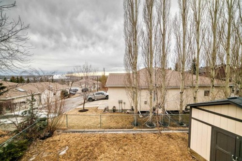 668 Scimitar Bay Nw, Calgary, AB - Outdoor