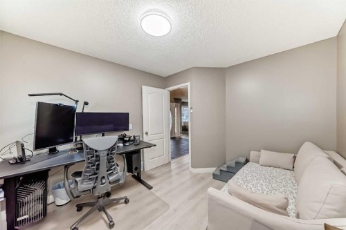 668 Scimitar Bay Nw, Calgary, AB - Indoor Photo Showing Office