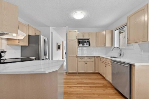 12 Sierra Morena Way Sw, Calgary, AB 