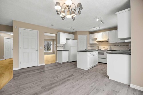 635 Panorama Hills Drive Nw, Calgary, AB - Indoor Photo Showing Kitchen