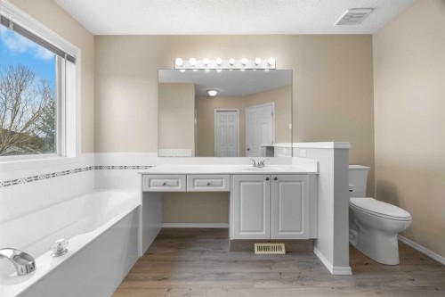 635 Panorama Hills Drive Nw, Calgary, AB - Indoor Photo Showing Bathroom