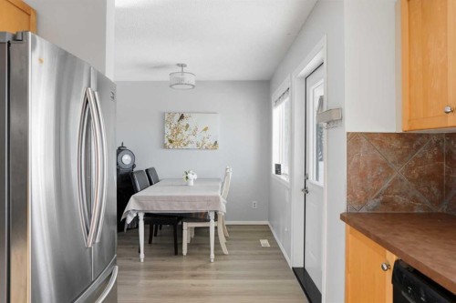 7 Bridleridge Link Sw, Calgary, AB - Indoor Photo Showing Dining Room