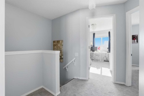 7 Bridleridge Link Sw, Calgary, AB - Indoor Photo Showing Other Room