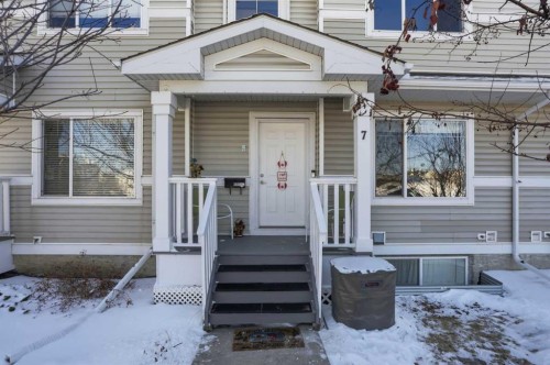 7 Bridleridge Link Sw, Calgary, AB - Outdoor With Facade