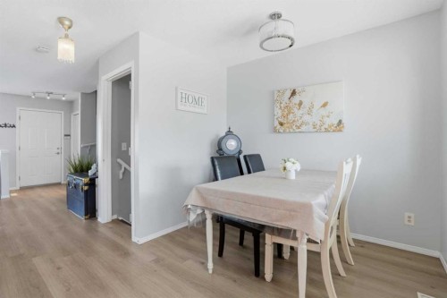 7 Bridleridge Link Sw, Calgary, AB - Indoor Photo Showing Dining Room