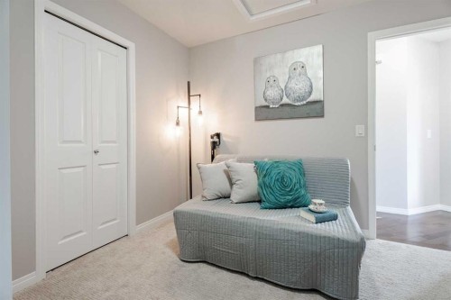 41 Covebrook Close Ne, Calgary, AB - Indoor Photo Showing Bedroom