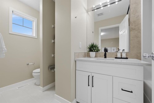 117 Panatella Park Nw, Calgary, AB - Indoor Photo Showing Bathroom