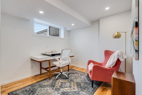 121 Marine Drive Se, Calgary, AB - Indoor