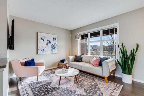 121 Marine Drive Se, Calgary, AB - Indoor Photo Showing Living Room