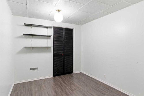 38 Springwood Crescent Se, Airdrie, AB - Indoor Photo Showing Other Room