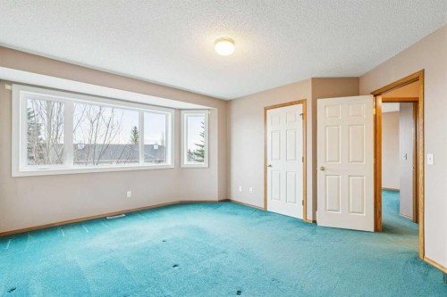 42 Harvest Oak Circle Ne, Calgary, AB - Indoor Photo Showing Other Room