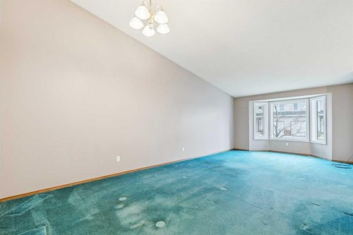 42 Harvest Oak Circle Ne, Calgary, AB - Indoor Photo Showing Other Room