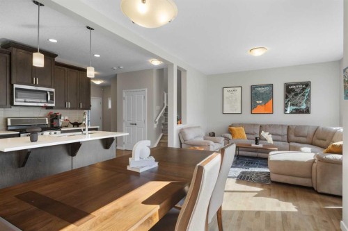 33 Walcrest Way Se, Calgary, AB 