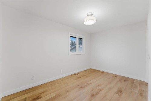 11039 Brae Road Sw, Calgary, AB - Indoor Photo Showing Other Room