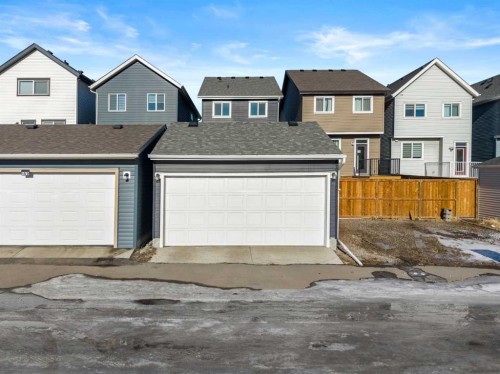 161 Lavender Manor Se, Calgary, AB - Outdoor