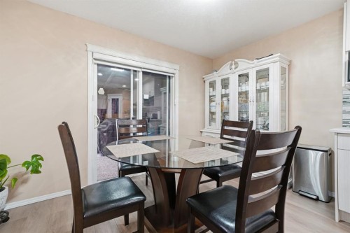 131 San Fernando Crescent Ne, Calgary, AB - Indoor Photo Showing Dining Room