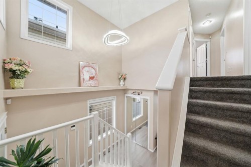131 San Fernando Crescent Ne, Calgary, AB - Indoor Photo Showing Other Room