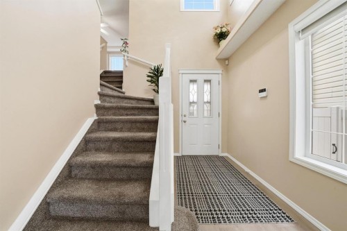 131 San Fernando Crescent Ne, Calgary, AB - Indoor Photo Showing Other Room