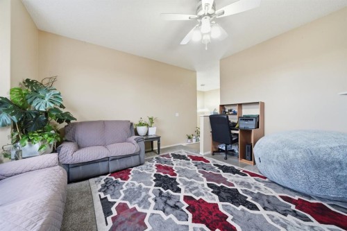 131 San Fernando Crescent Ne, Calgary, AB - Indoor Photo Showing Other Room