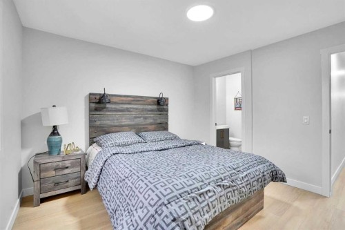 23 Shawmeadows Place Sw, Calgary, AB - Indoor Photo Showing Bedroom