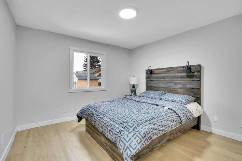 23 Shawmeadows Place Sw, Calgary, AB - Indoor Photo Showing Bedroom