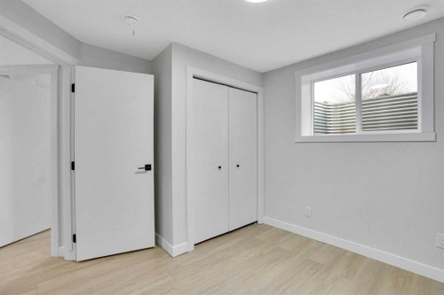 23 Shawmeadows Place Sw, Calgary, AB - Indoor Photo Showing Other Room