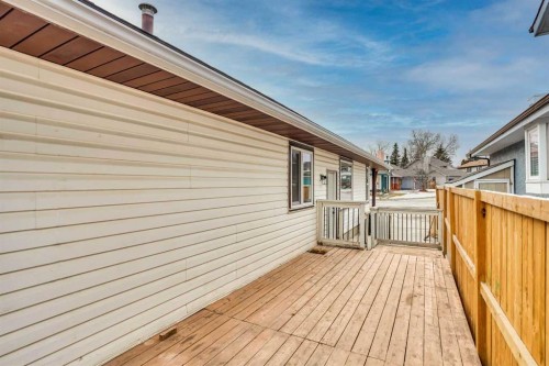 23 Shawmeadows Place Sw, Calgary, AB - Outdoor With Exterior