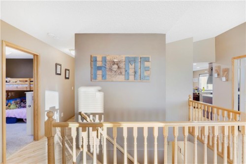 272210 Range Road 291 Ne, Airdrie, AB - Indoor Photo Showing Other Room