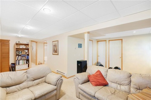 272210 Range Road 291 Ne, Airdrie, AB - Indoor