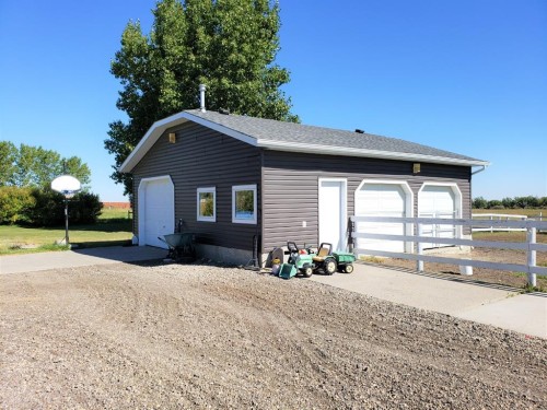 272210 Range Road 291 Ne, Airdrie, AB - Outdoor