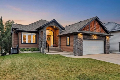 1053 Hillcrest Manor Estates, Strathmore, AB - Outdoor