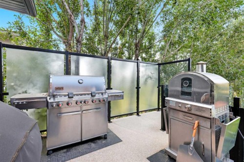 1053 Hillcrest Manor Estates, Strathmore, AB - Outdoor