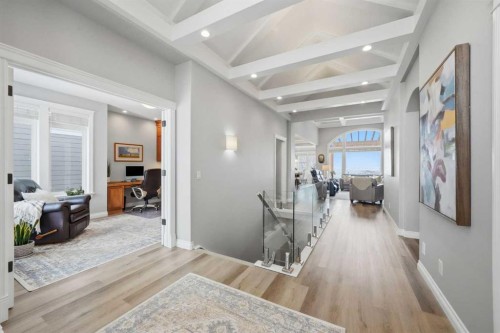 1053 Hillcrest Manor Estates, Strathmore, AB - Indoor Photo Showing Other Room