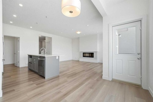 276 Belvedere Drive, Calgary, AB - Indoor