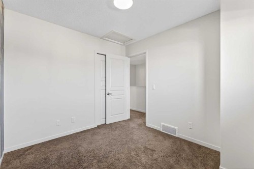 345 Mahogany Boulevard Se, Calgary, AB - Indoor Photo Showing Other Room