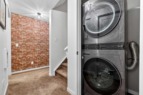 345 Mahogany Boulevard Se, Calgary, AB - Indoor Photo Showing Laundry Room