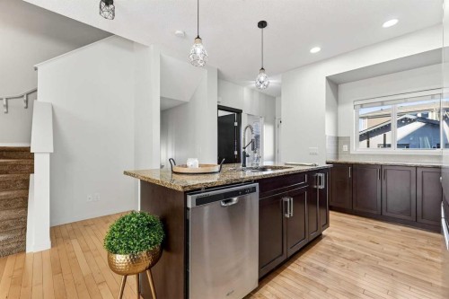 345 Mahogany Boulevard Se, Calgary, AB - Indoor Photo Showing Kitchen With Upgraded Kitchen
