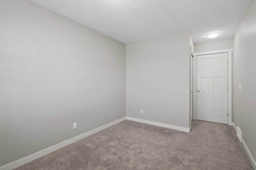 307 Skyview Ranch Grove Ne, Calgary, AB - Indoor Photo Showing Other Room