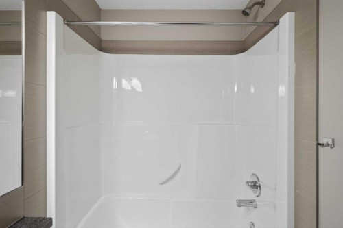 307 Skyview Ranch Grove Ne, Calgary, AB - Indoor Photo Showing Bathroom