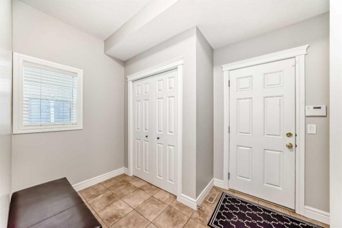 335 Morningside Crescent Sw, Airdrie, AB - Indoor Photo Showing Other Room