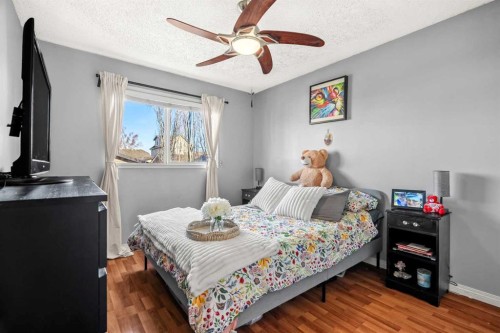 192 Mt Aberdeen Circle Se, Calgary, AB - Indoor Photo Showing Bedroom