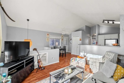 192 Mt Aberdeen Circle Se, Calgary, AB - Indoor Photo Showing Living Room