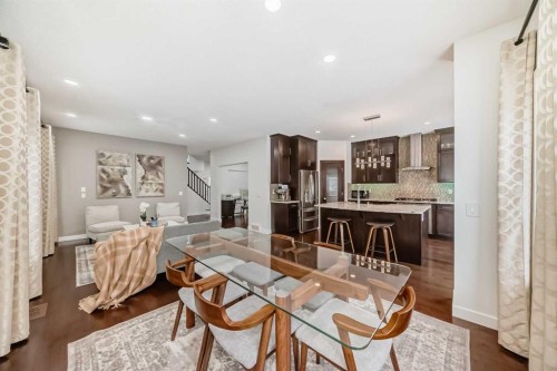 19 Valley Pointe Way Nw, Calgary, AB - Indoor Photo Showing Dining Room