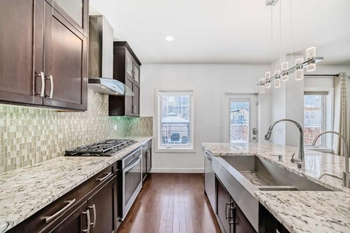 19 Valley Pointe Way Nw, Calgary, AB - Indoor Photo Showing Kitchen With Upgraded Kitchen