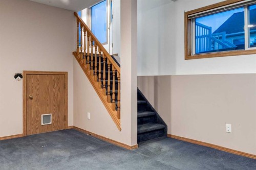 26 Somercrest Circle Sw, Calgary, AB - Indoor Photo Showing Other Room
