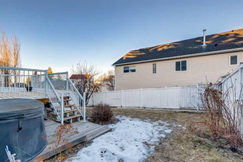 26 Somercrest Circle Sw, Calgary, AB - Outdoor