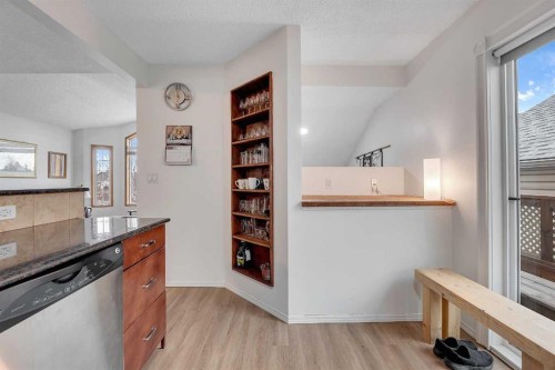 192 Rivercrest Close Se, Calgary, AB - Indoor Photo Showing Other Room