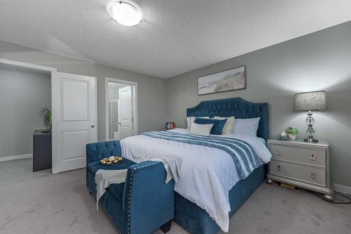 76 Evanspark Circle Nw, Calgary, AB - Indoor Photo Showing Bedroom